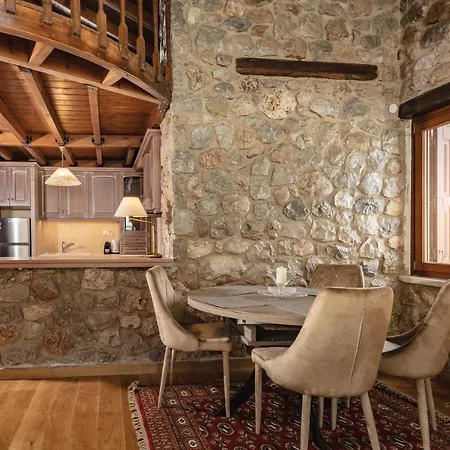 Belmond Forest Retreat Villa