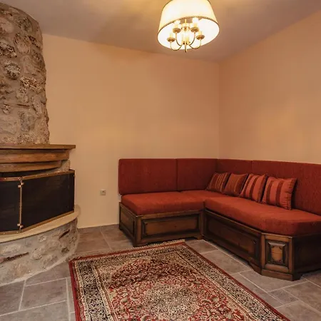 Belmond Forest Retreat Villa